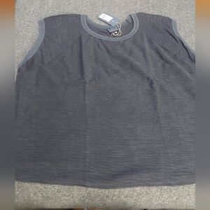 Nwt universal thread 3x sleeveless‎ top